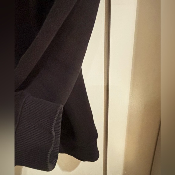 Puma Classic Logo Hoodie - Picture 10 of 16